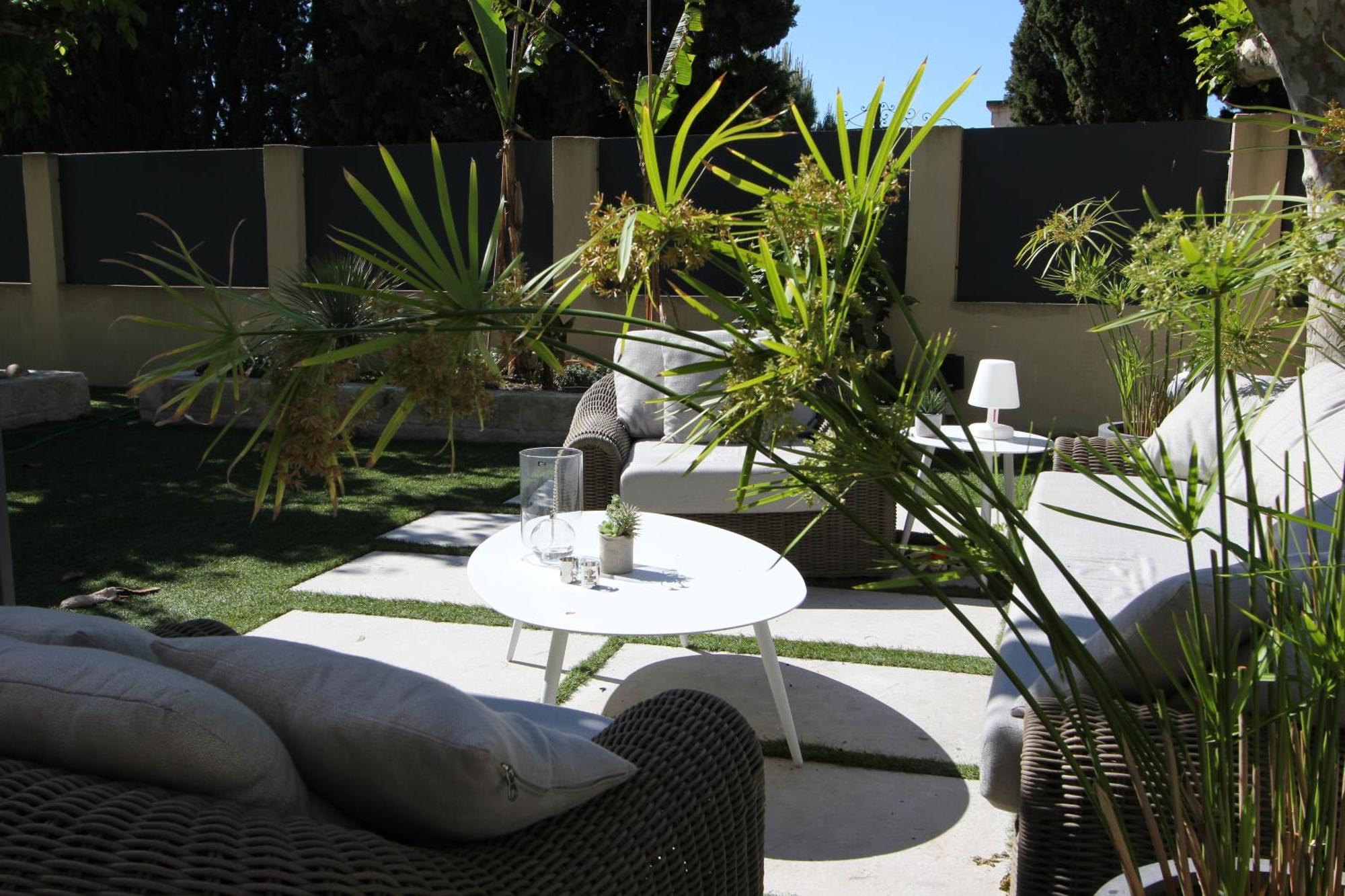 Mas Paloma Bed & Breakfast Rognonas ภายนอก รูปภาพ