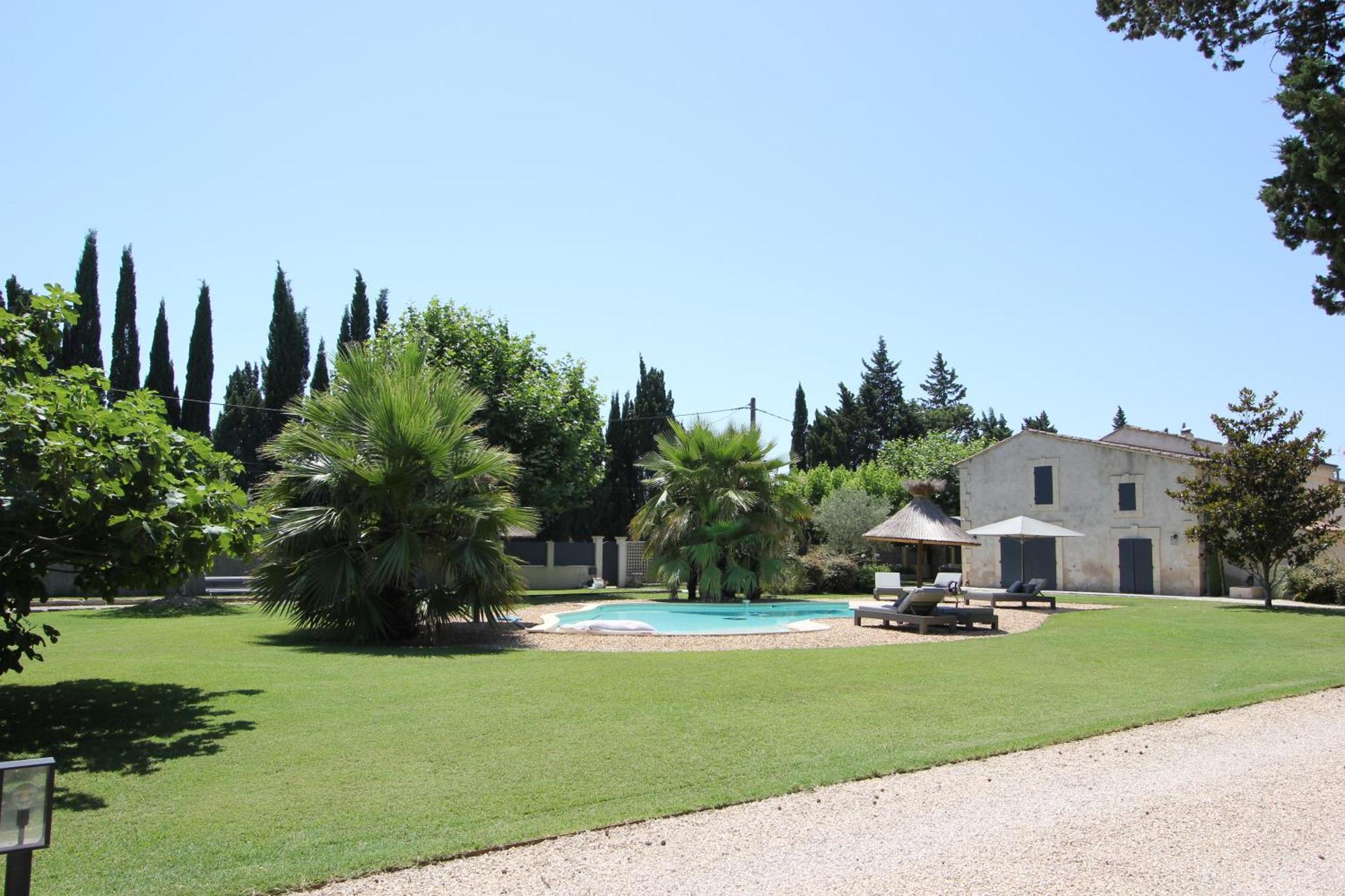 Mas Paloma Bed & Breakfast Rognonas ภายนอก รูปภาพ