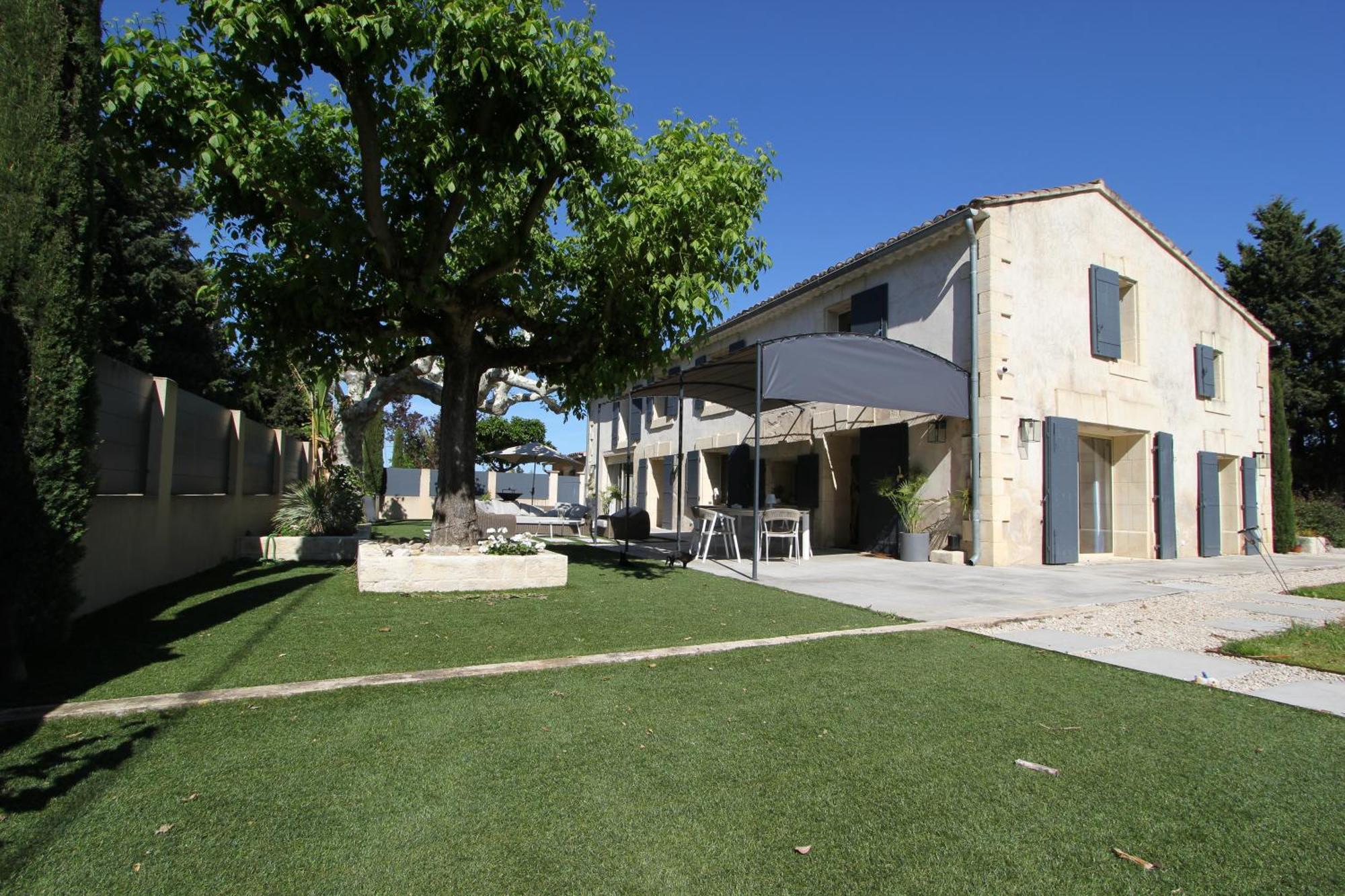 Mas Paloma Bed & Breakfast Rognonas ภายนอก รูปภาพ