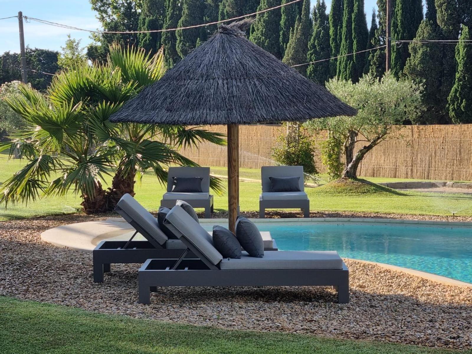 Mas Paloma Bed & Breakfast Rognonas ภายนอก รูปภาพ