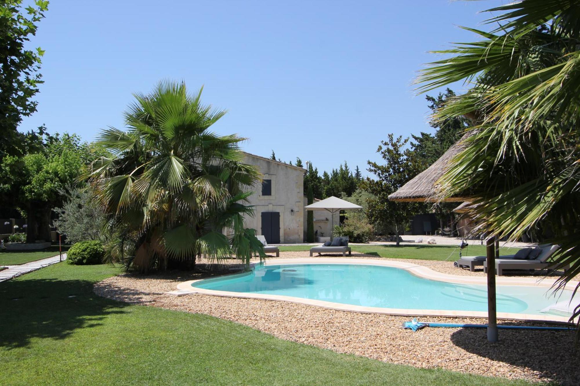 Mas Paloma Bed & Breakfast Rognonas ภายนอก รูปภาพ