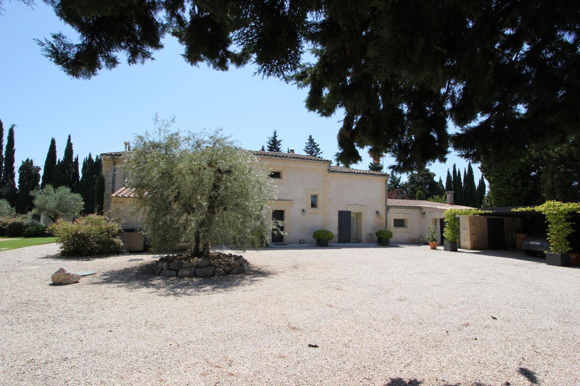 Mas Paloma Bed & Breakfast Rognonas ภายนอก รูปภาพ