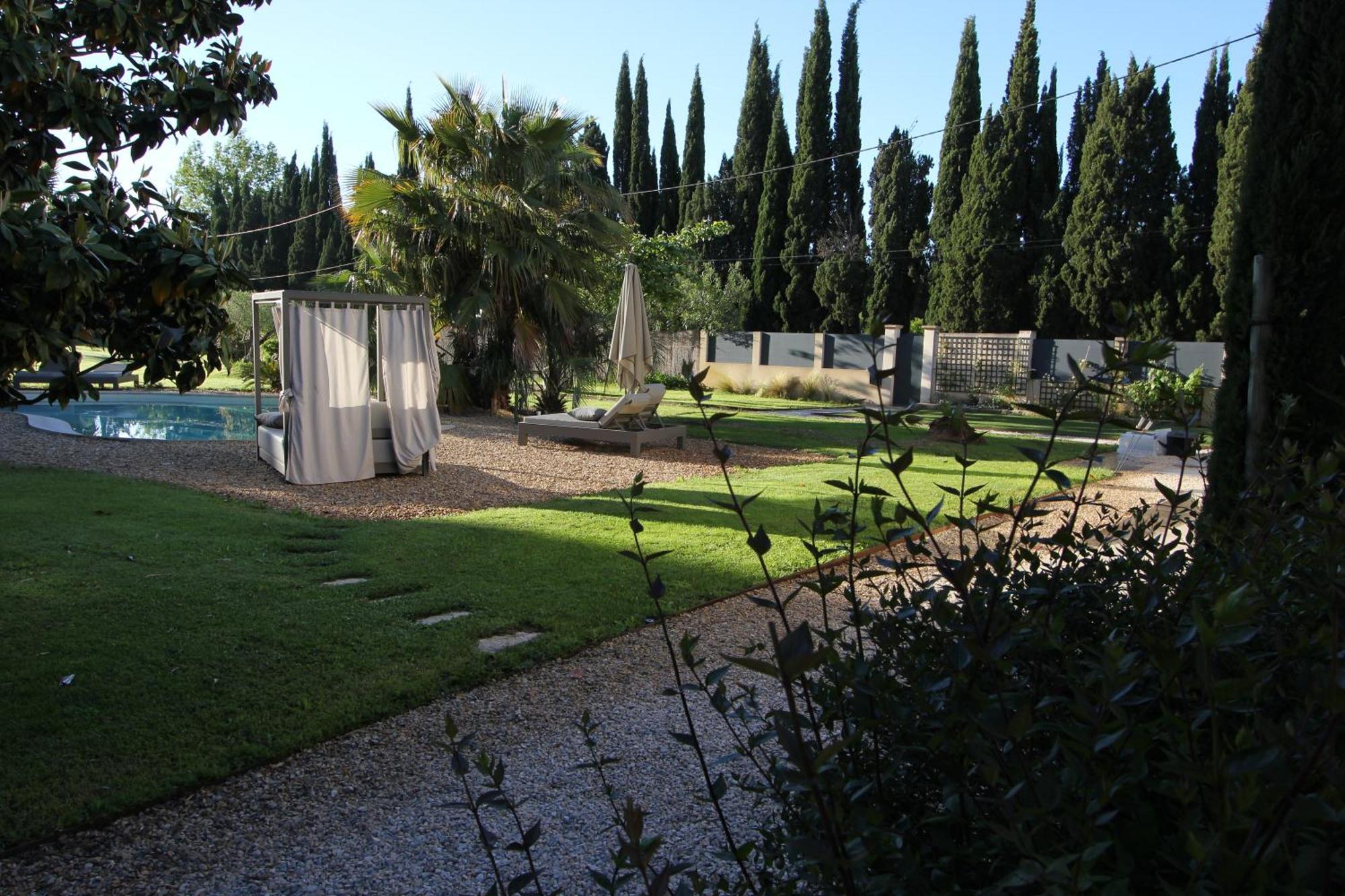 Mas Paloma Bed & Breakfast Rognonas ภายนอก รูปภาพ