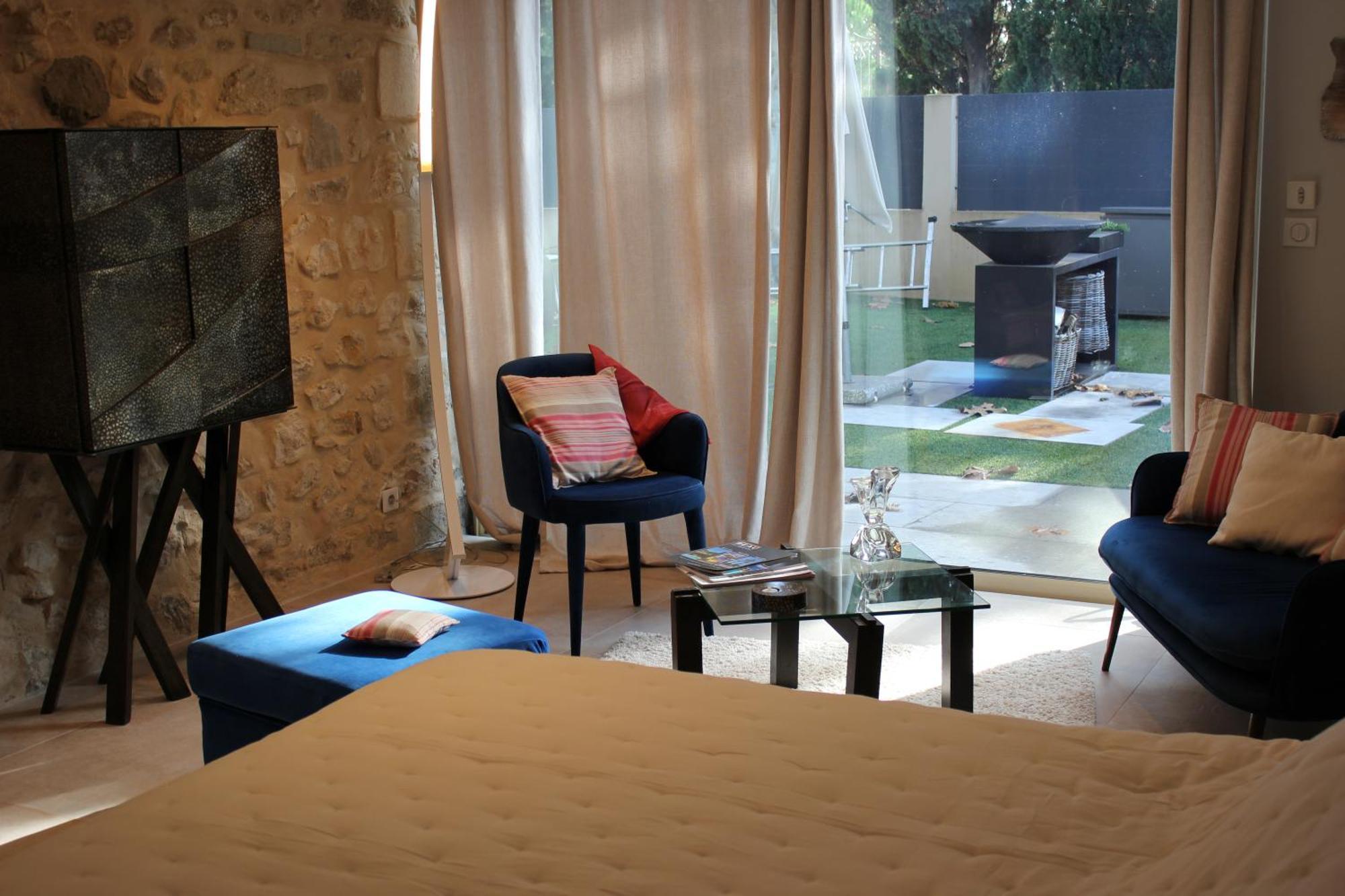 Mas Paloma Bed & Breakfast Rognonas ภายนอก รูปภาพ