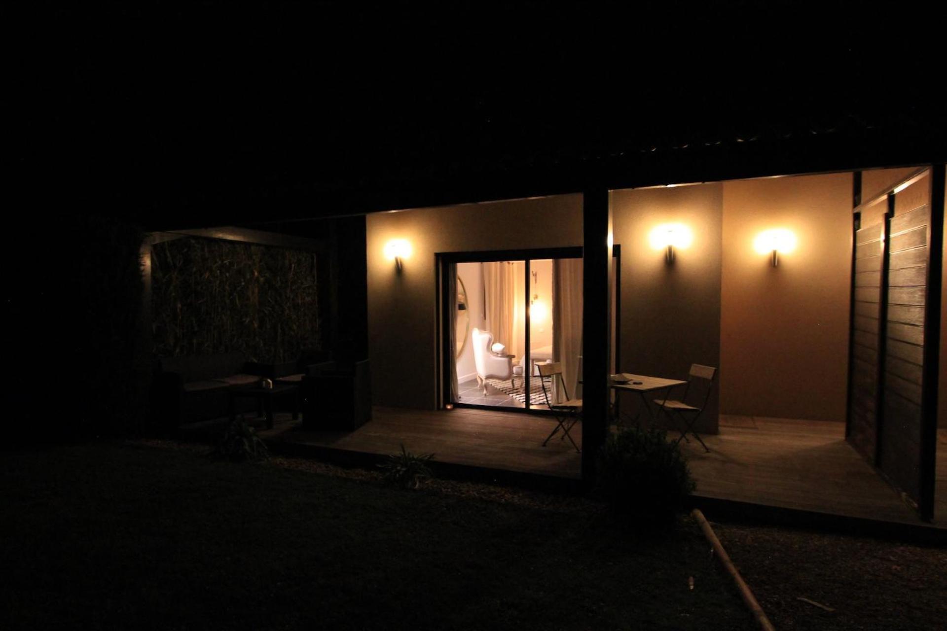 Mas Paloma Bed & Breakfast Rognonas ภายนอก รูปภาพ