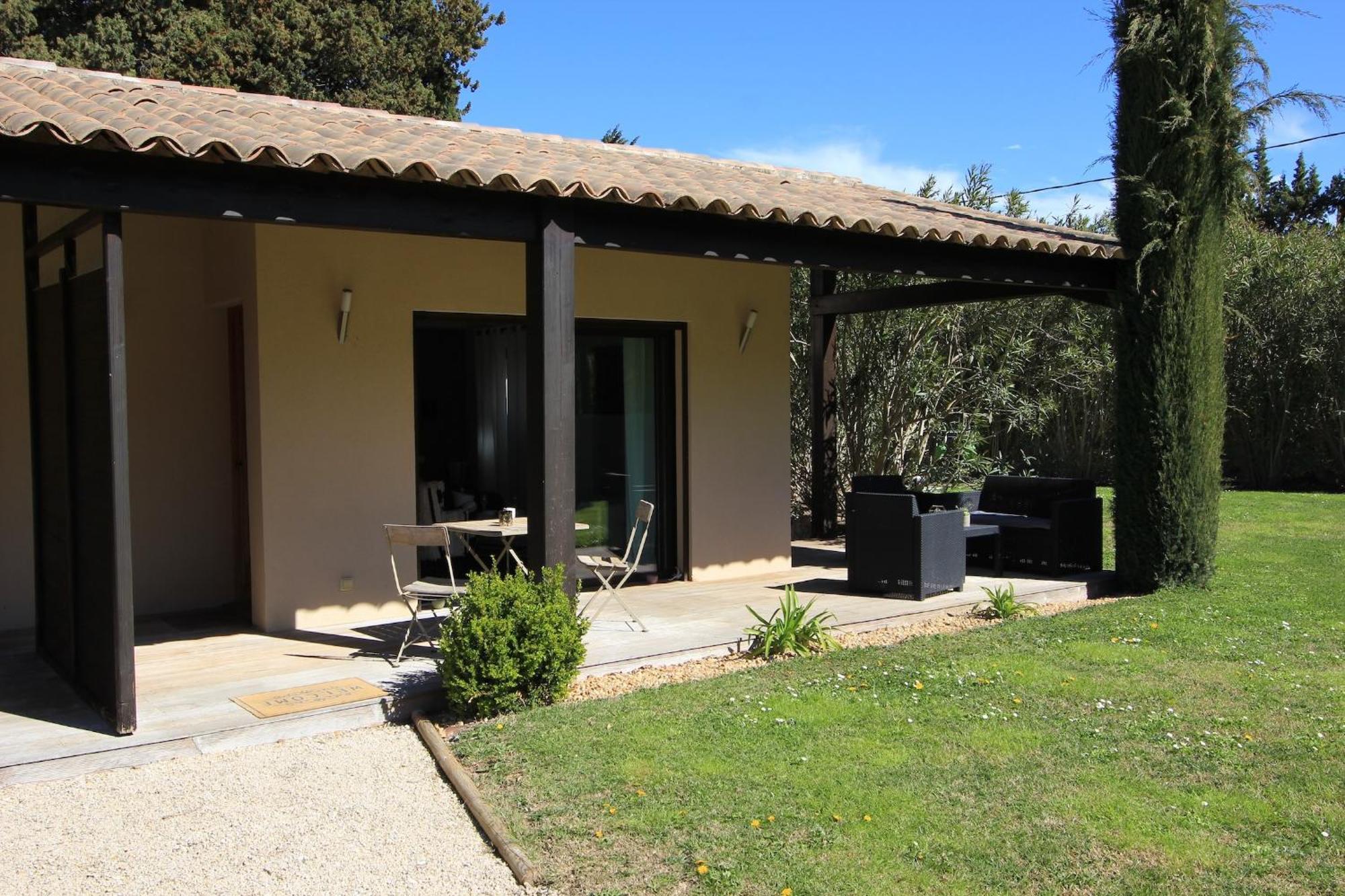 Mas Paloma Bed & Breakfast Rognonas ภายนอก รูปภาพ